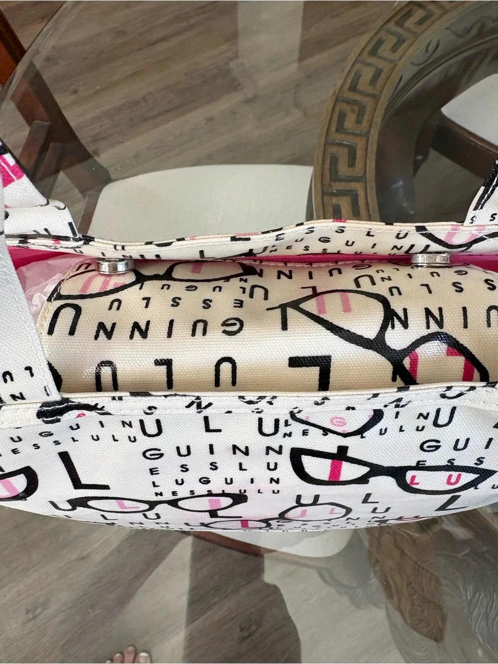🩷🩷LULU GUINNESS PRINTED LAMINATED BAG & COSMETIC BAG!🩷🩷